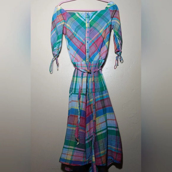 Ralph Lauren Dresses & Skirts - Ralph Lauren off shoulder,multi color plaid dress with pockets a size 6